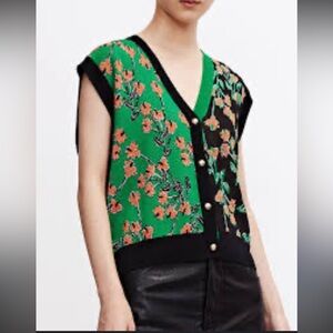 Urban Revivo Colorblock Floral Vest Top Size 4